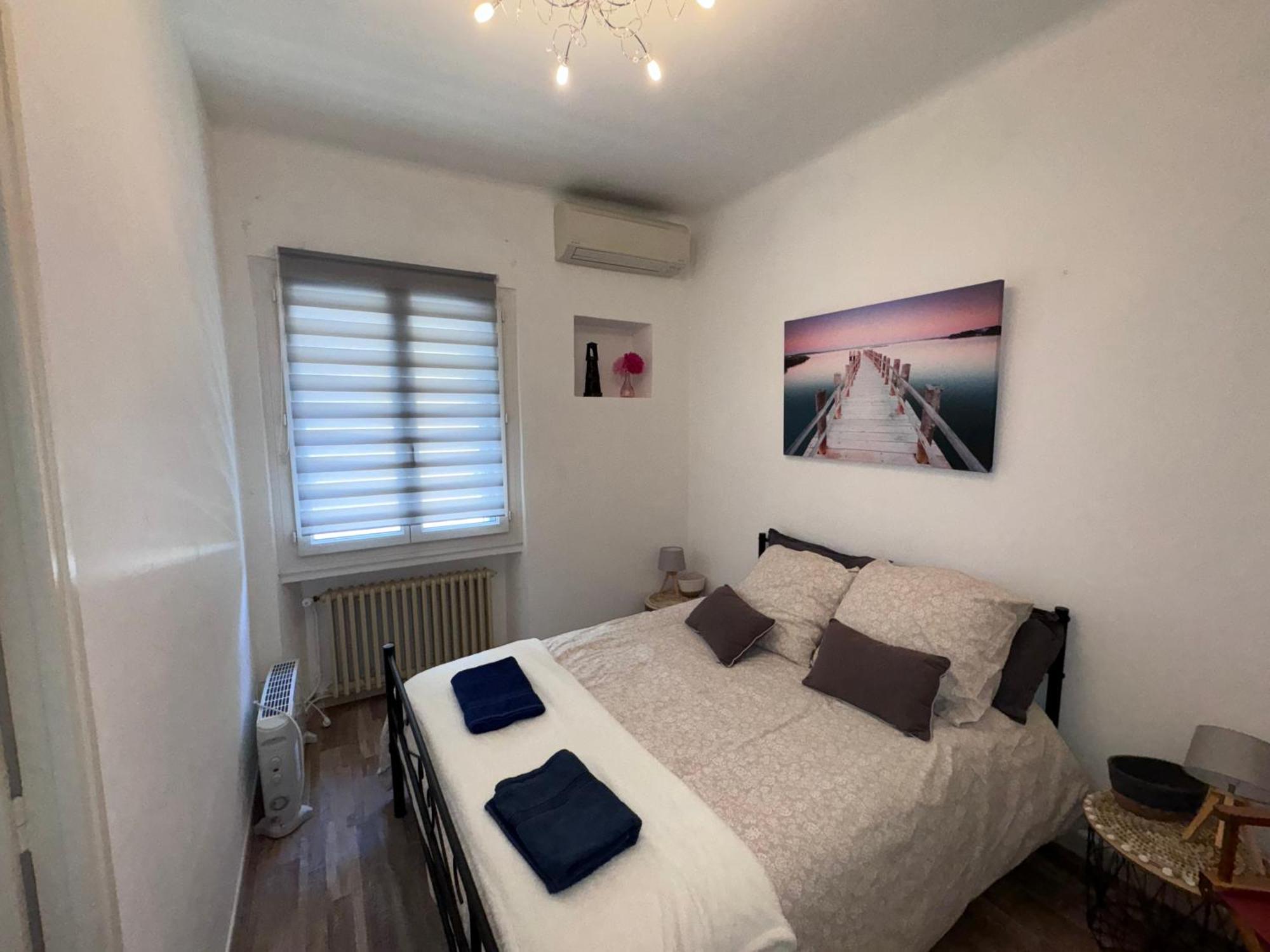 La Mouette Bleue Maison De Ville Individuelle Et Climatisee Martigues Zewnętrze zdjęcie